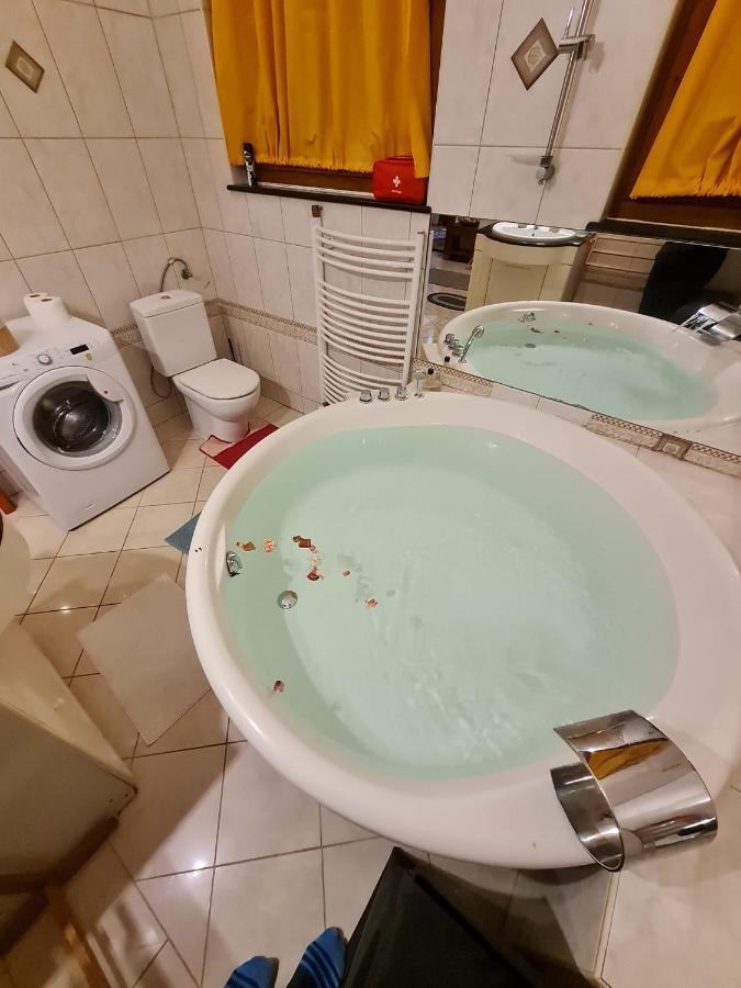 Weiner Downtown Lejlighed Budapest Eksteriør billede