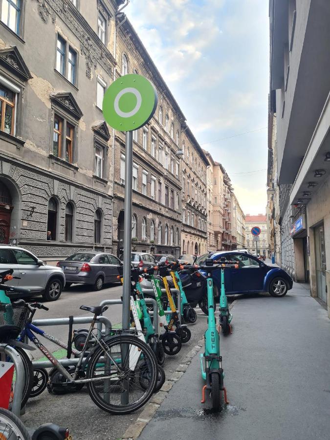 Weiner Downtown Lejlighed Budapest Eksteriør billede