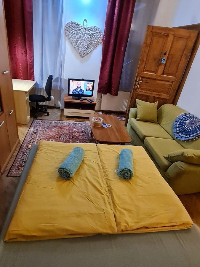 Weiner Downtown Lejlighed Budapest Eksteriør billede